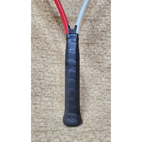 Wilson Federer 110 Adult Tennis Racket Red/White/Black + Sleeve Power Strings - Picture 14 of 14